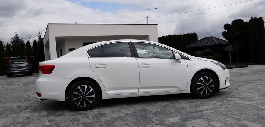 Toyota Avensis cena 29900 przebieg: 364000, rok produkcji 2014 z Piekary Śląskie małe 466